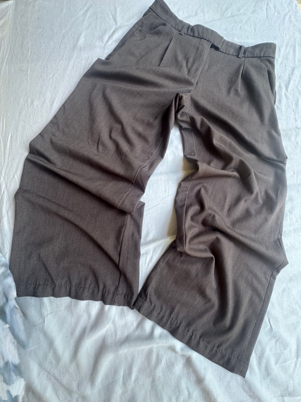 American Eagle Outfitters 12"Wide-Leg Trousers in Dark Brown Women size R12
